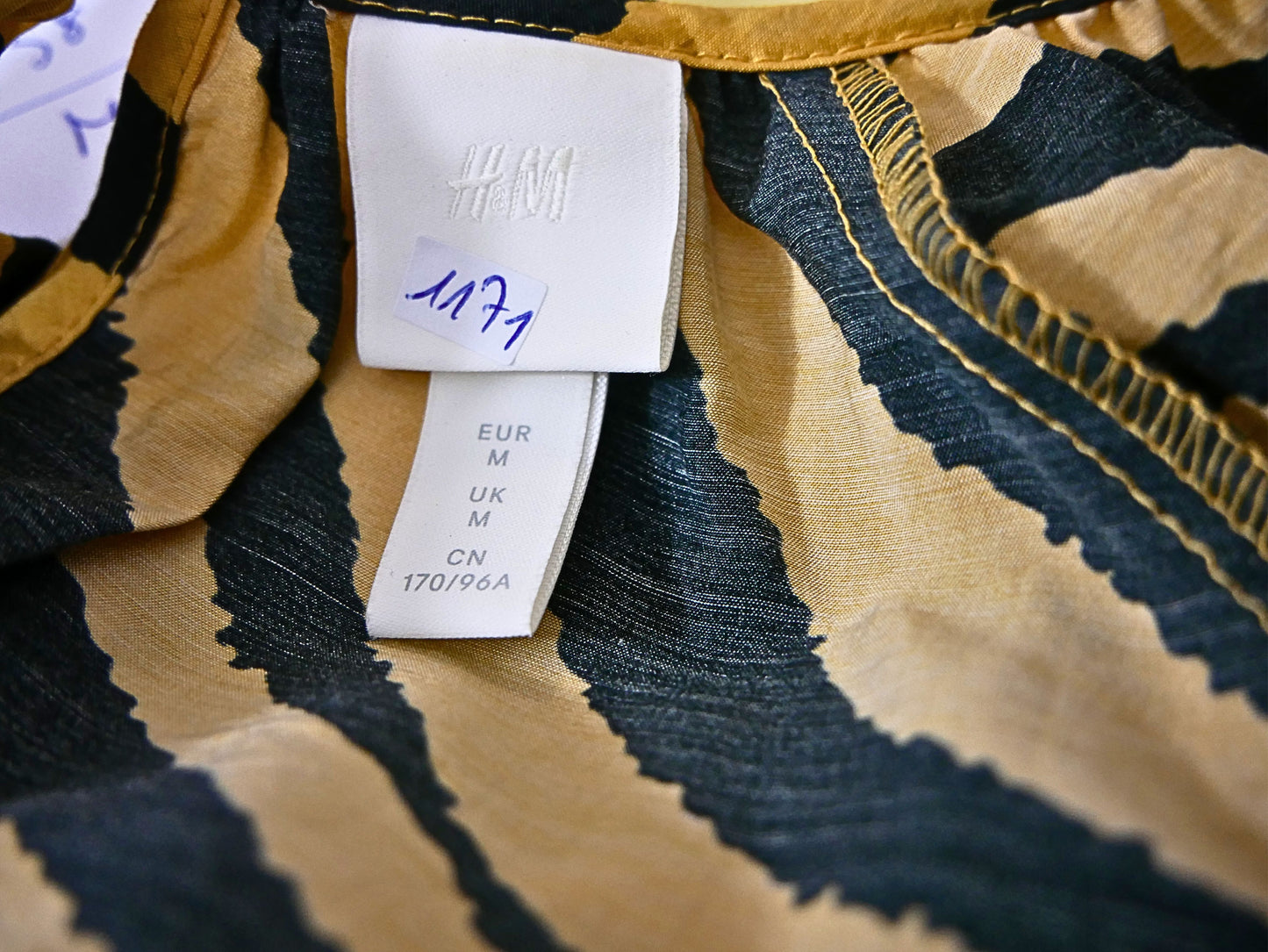 Robe jaune imprimée H&M