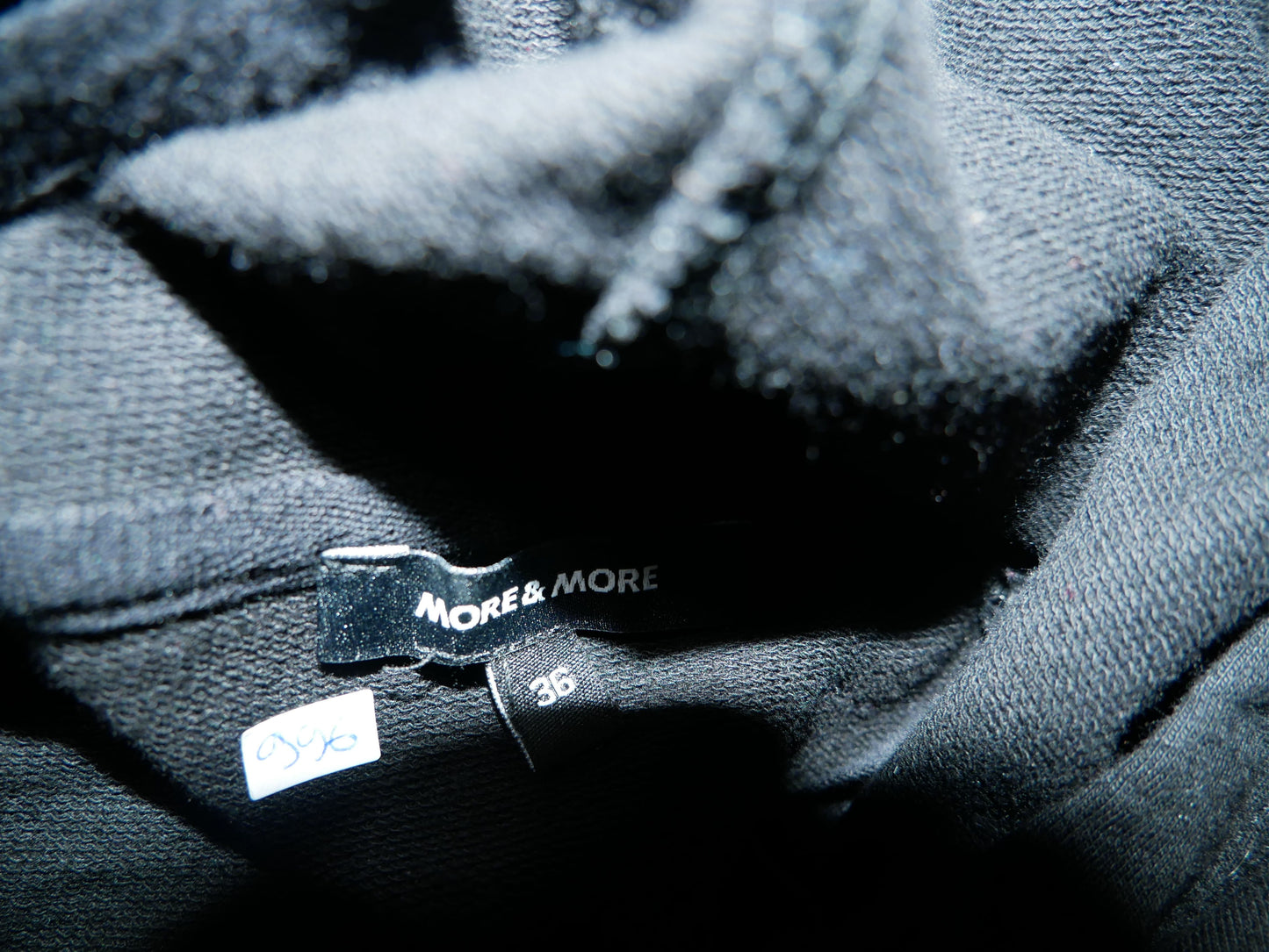More&More Women's Hooded Sweatshirt with Lace Sleeves