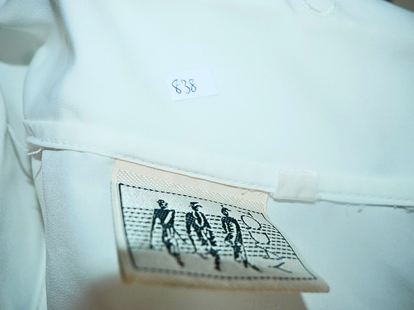 Vintage white blouse with embroidered collar
