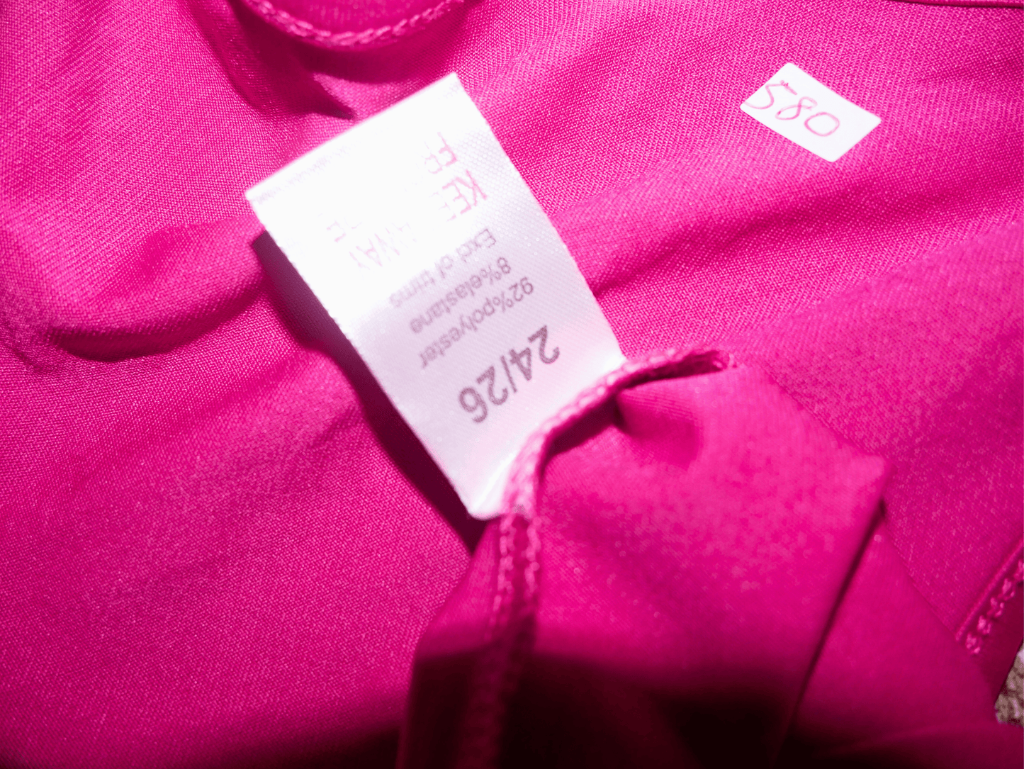 Women's fuchsia tank top