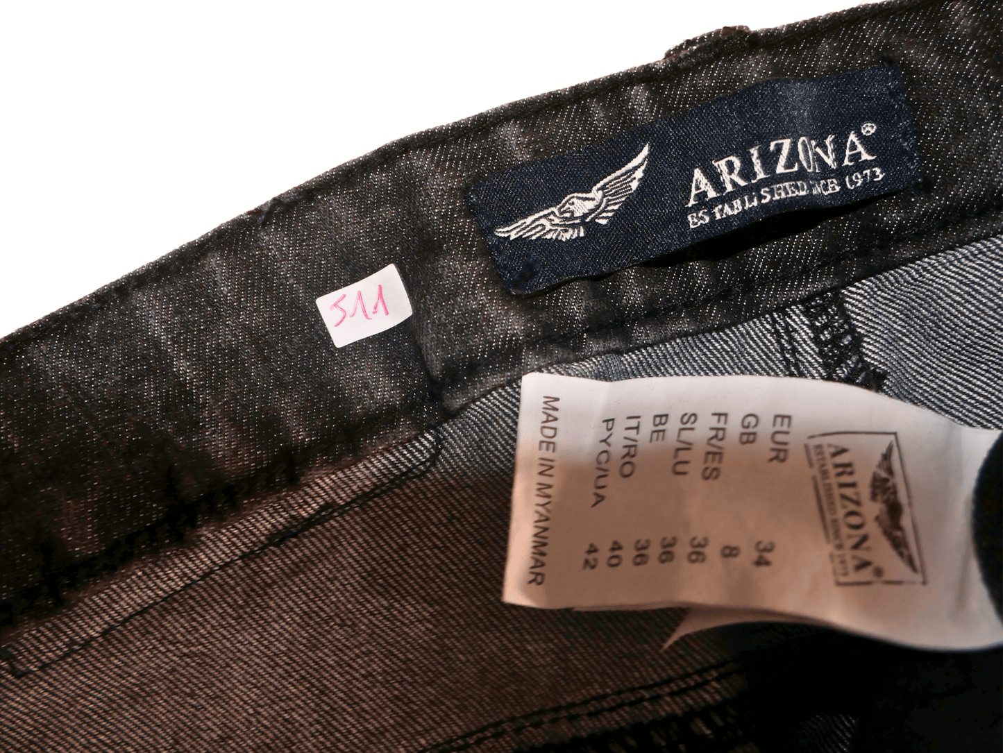 ARIZONA women's black washed jeans