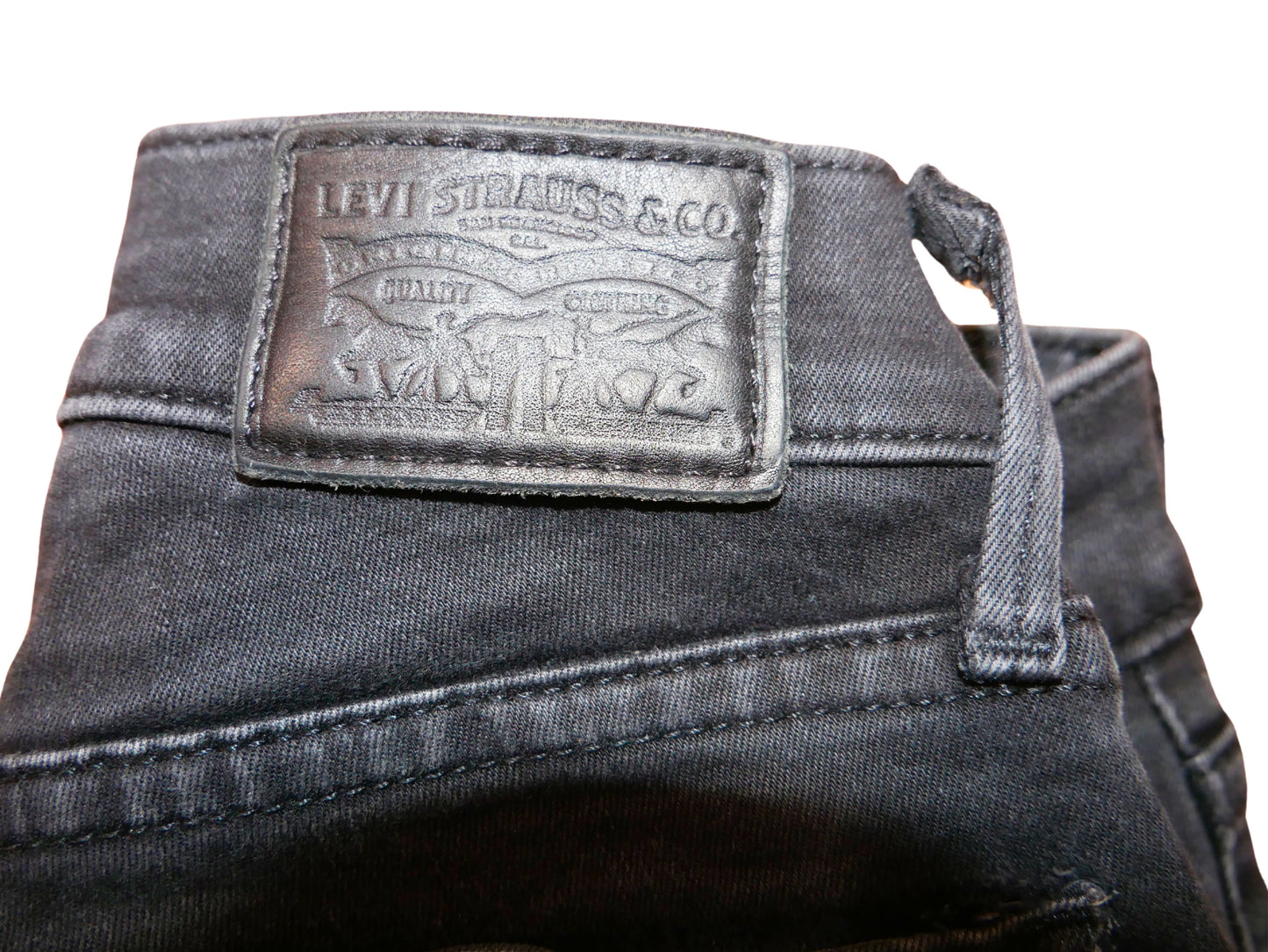 Jean slim noir pour femme Levi's