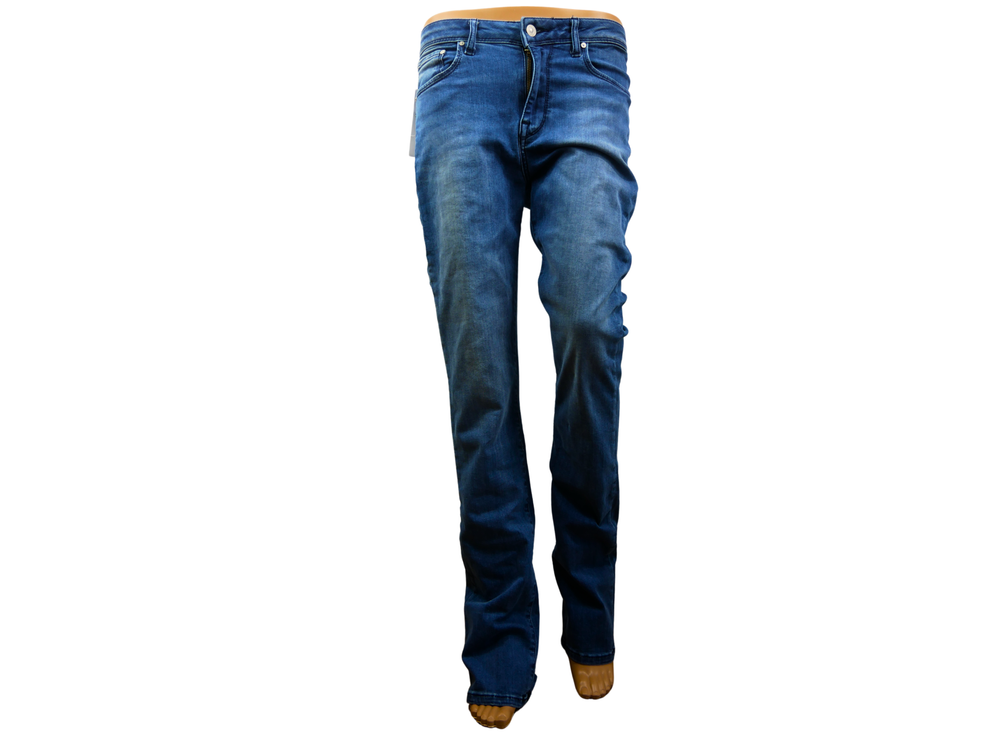 Blaue LTB-Jeans mit geradem Schnitt für Damen – Komfort und zeitloser Stil