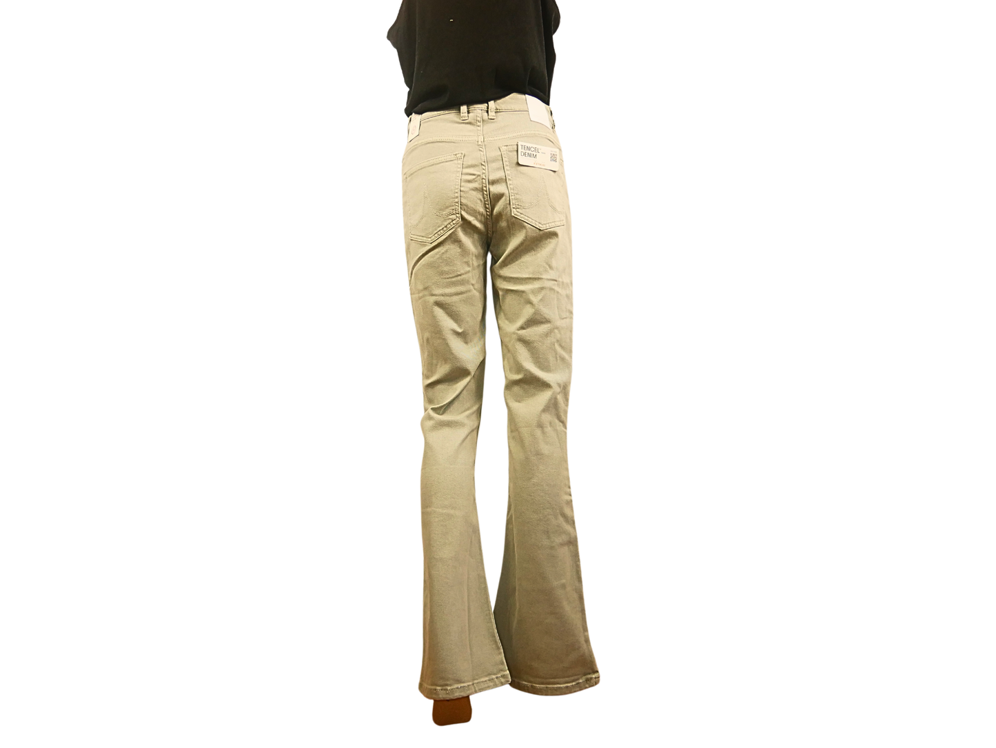 KUYUCHI women's gray flared jeans for an ethical and trendy look 🌿