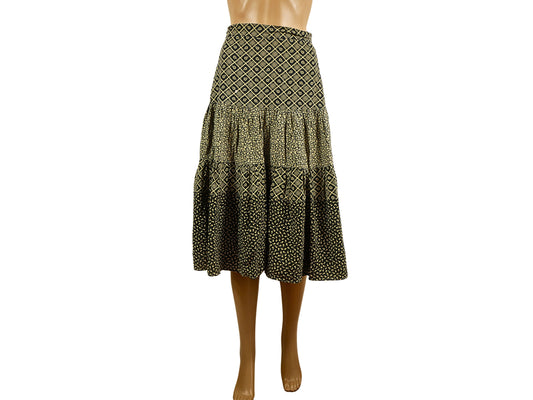 Khaki midi skirt with vintage patterns