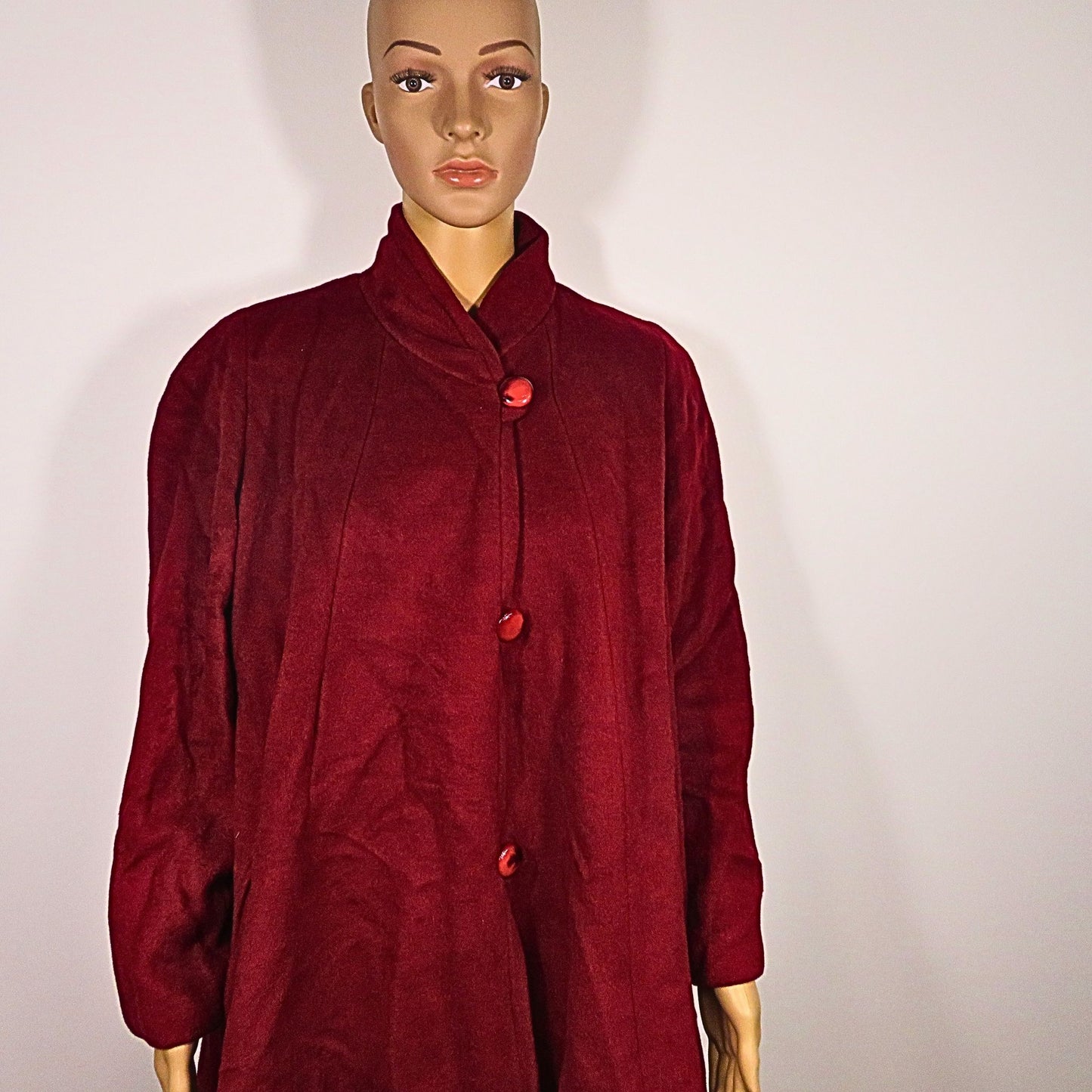 C2 PARIS Roter Vintage-Mantel
