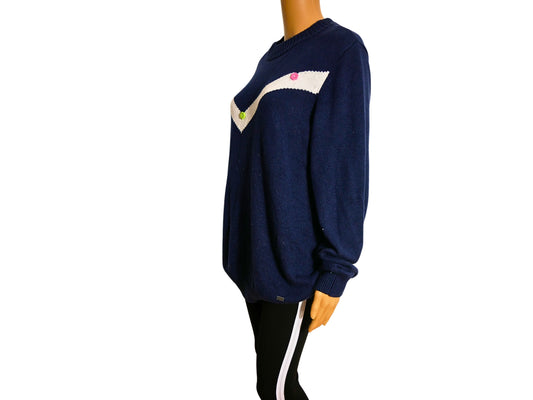 Second-hand women's round neck sweater with pattern