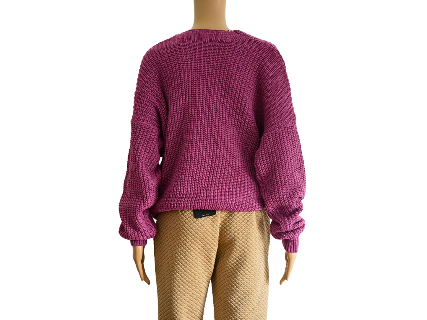 Purple sweater with crossed knot on the front