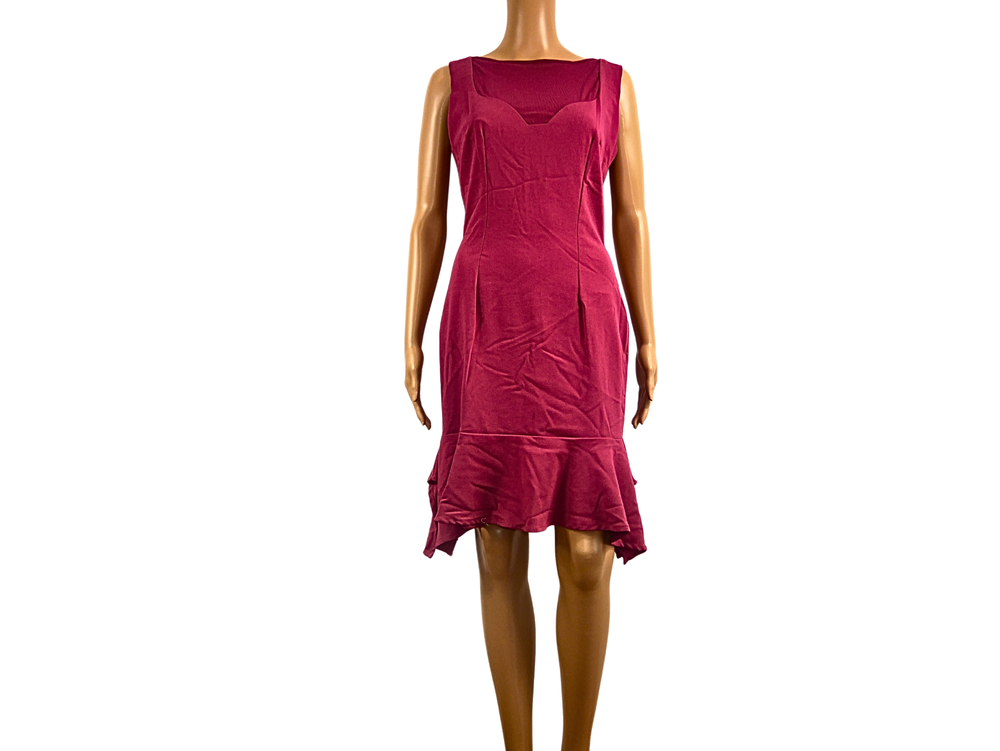 Siste'S Fitted Dress with Ruffles