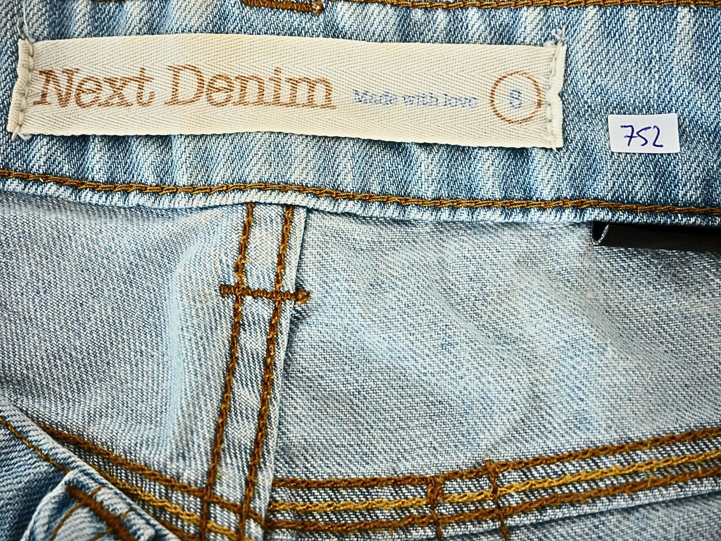 Next Washed Denim-Shorts für Damen