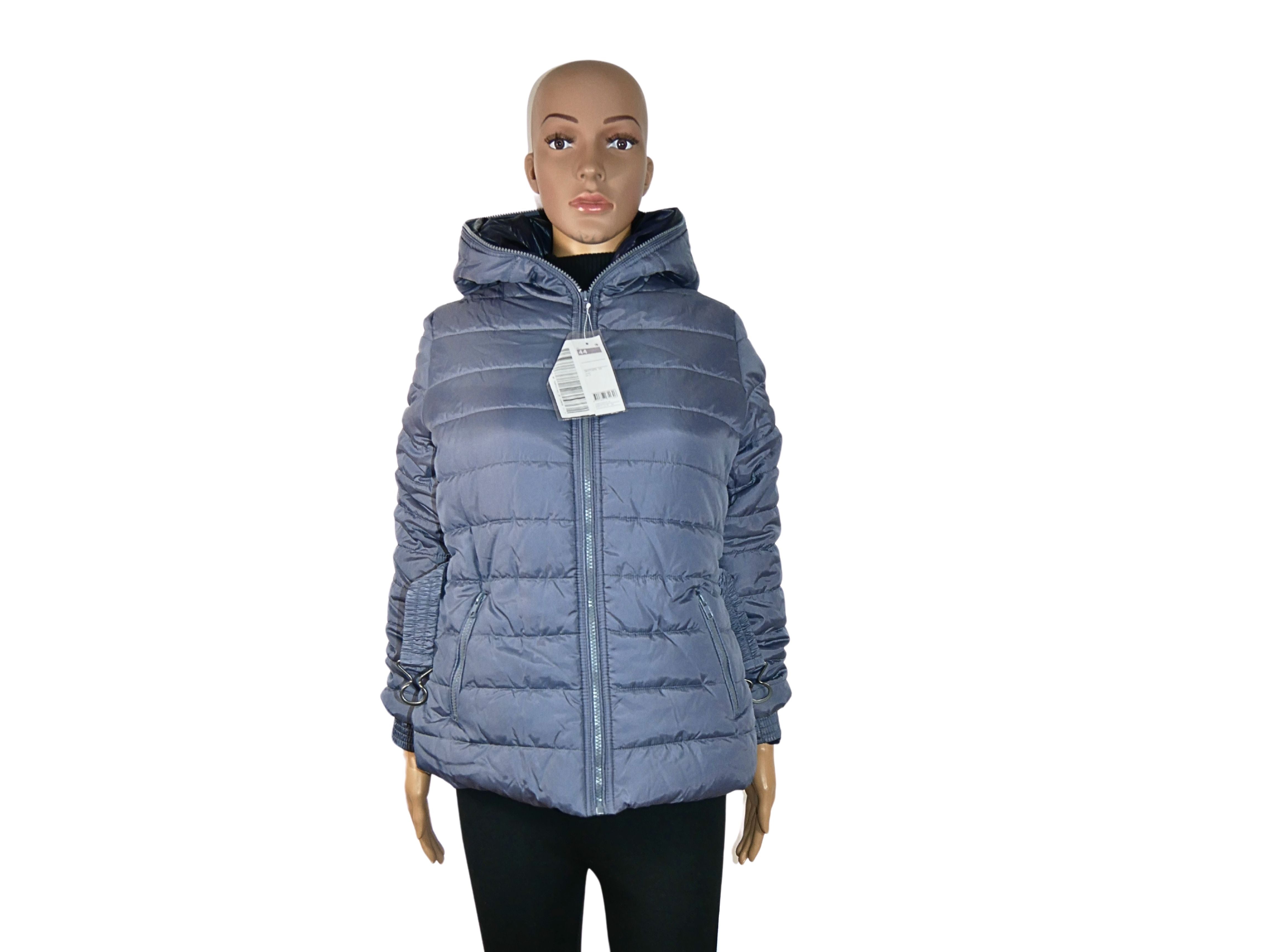 Doudoune à Capuche Grise Femme Sisley Taille M Élégance et