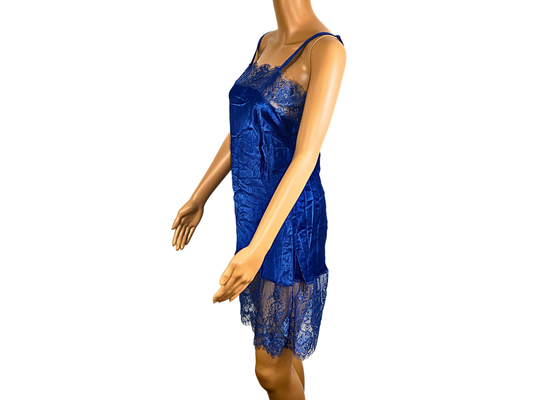Sistes Spitzen-Slipkleid