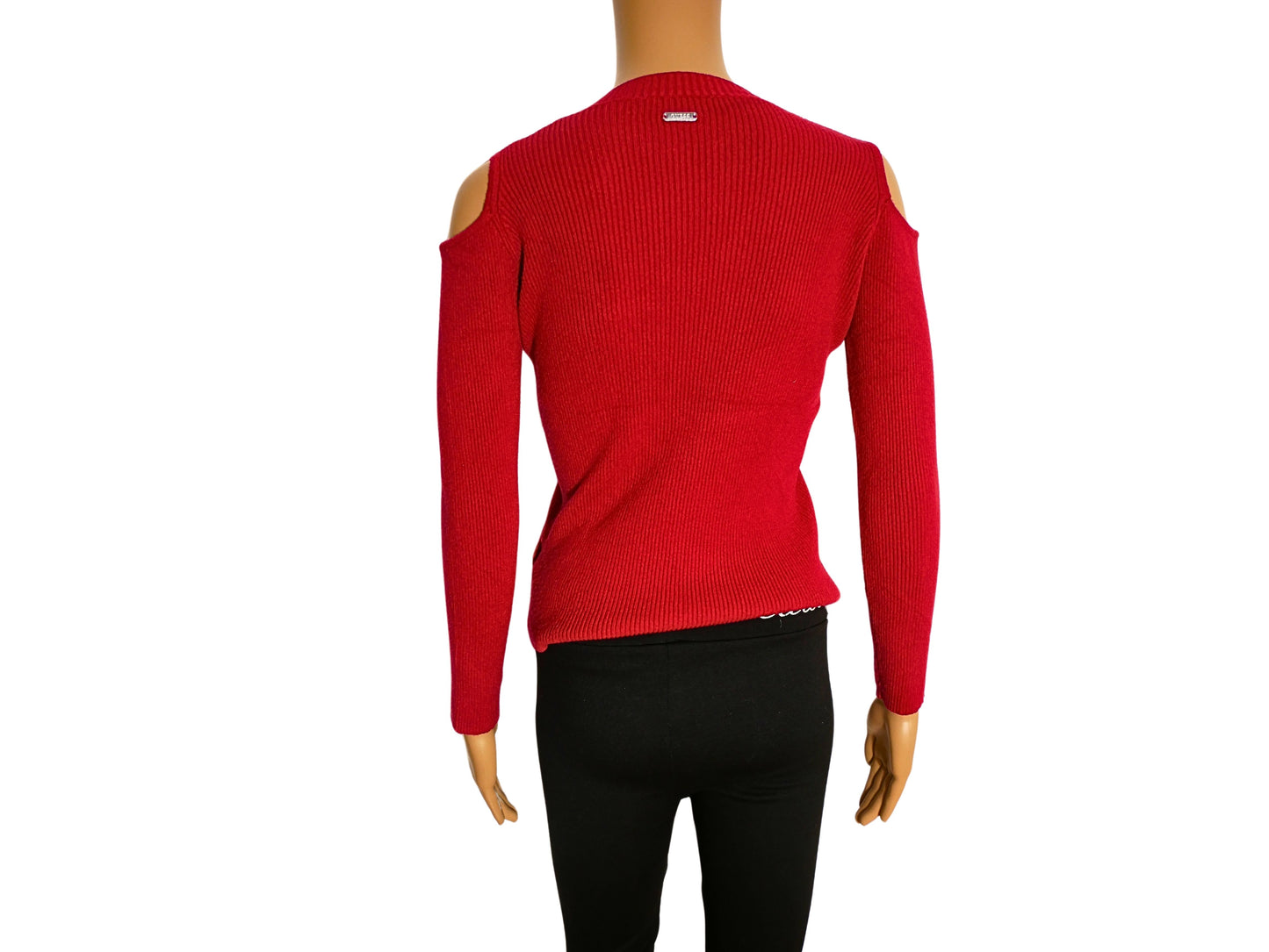 Crew neck pullover with bare shoulders