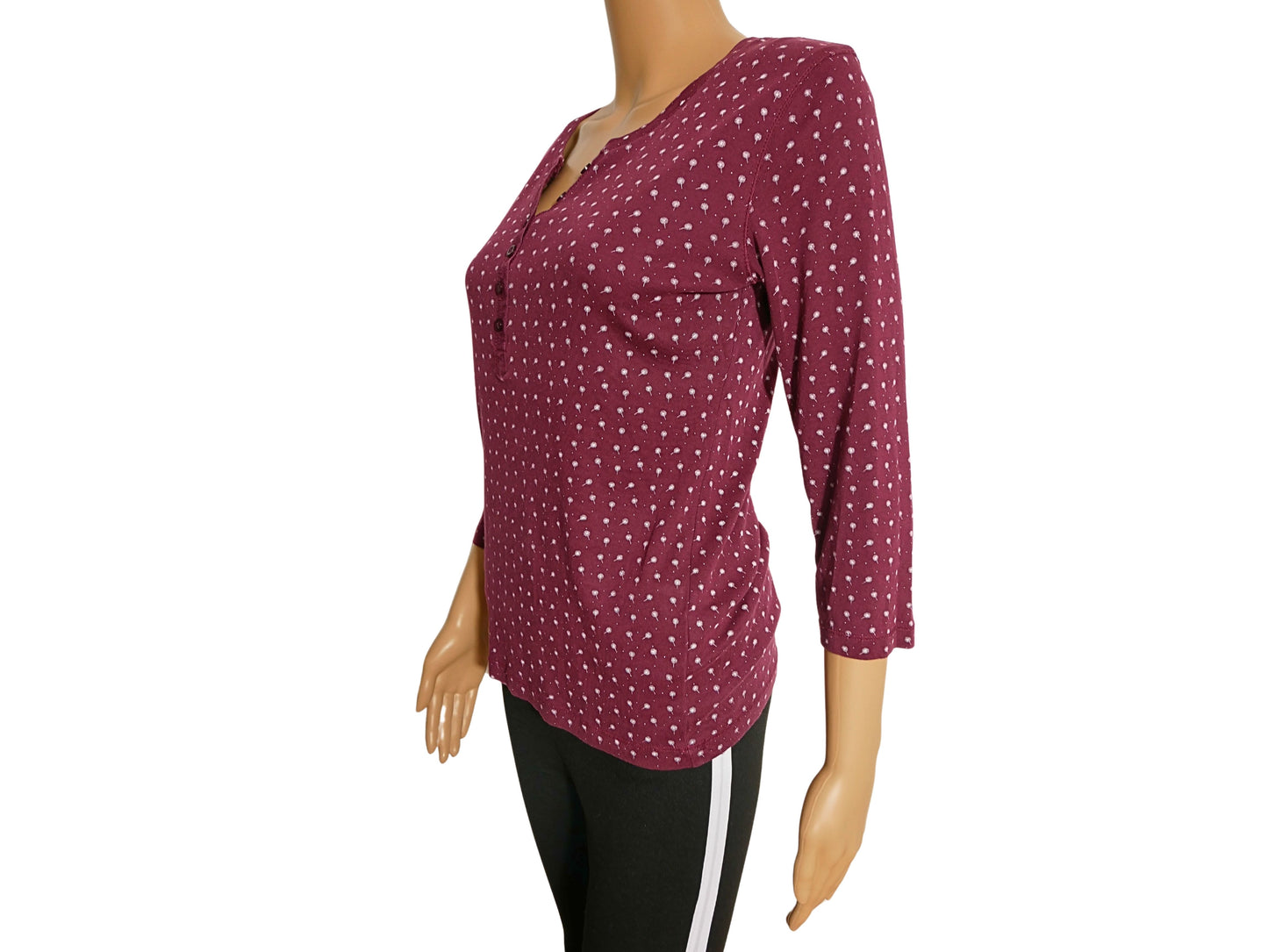 Women's burgundy 3/4 sleeve t-shirt with patterns