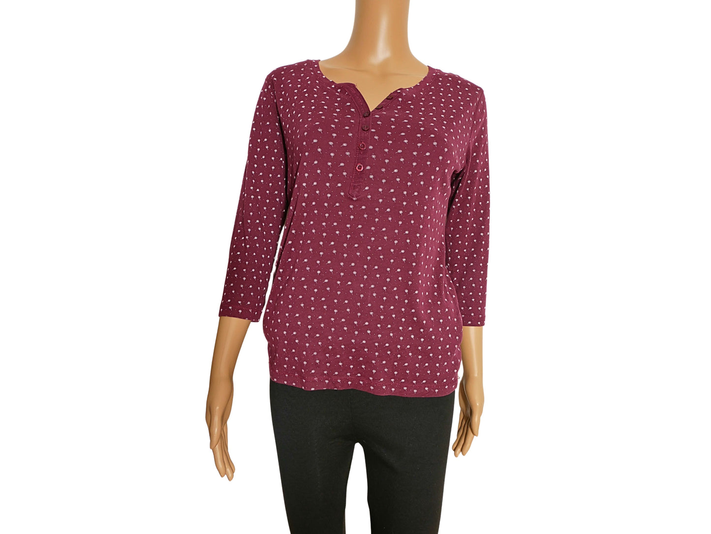Women's burgundy 3/4 sleeve t-shirt with patterns