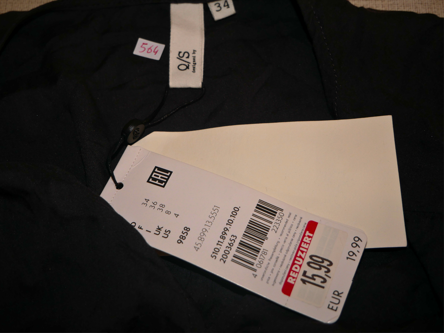 Women's long sleeveless Q_S top