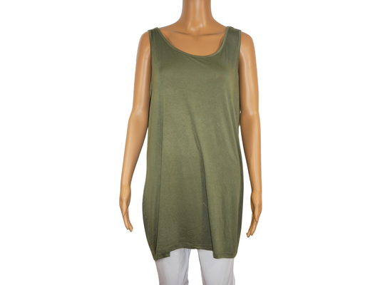 Women's studio sleeveless long top