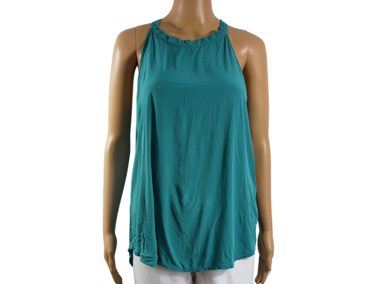 Attractive green sleeveless top for women
