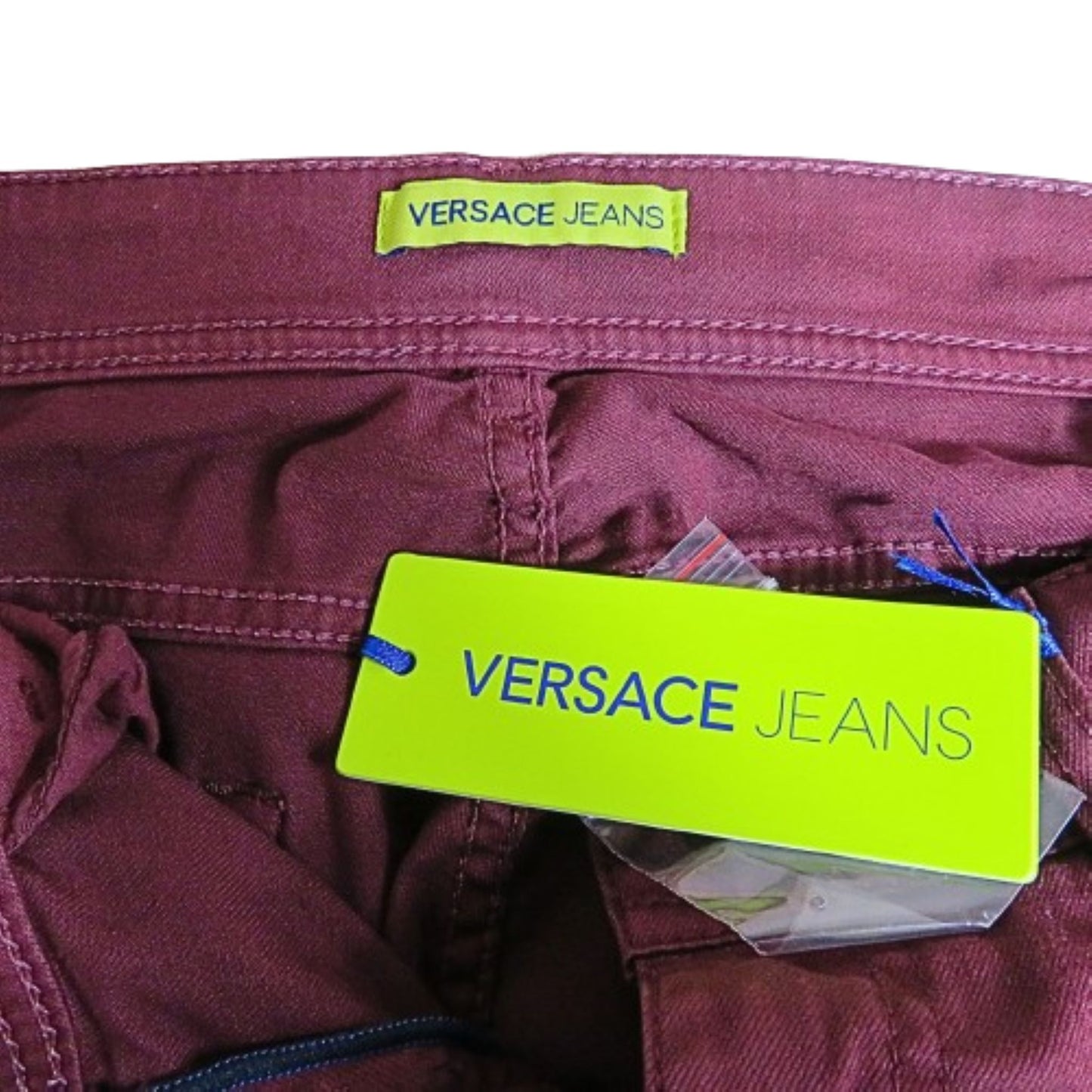 Gerade Damenjeans von Versace – unwiderstehlicher Komfort und Stil