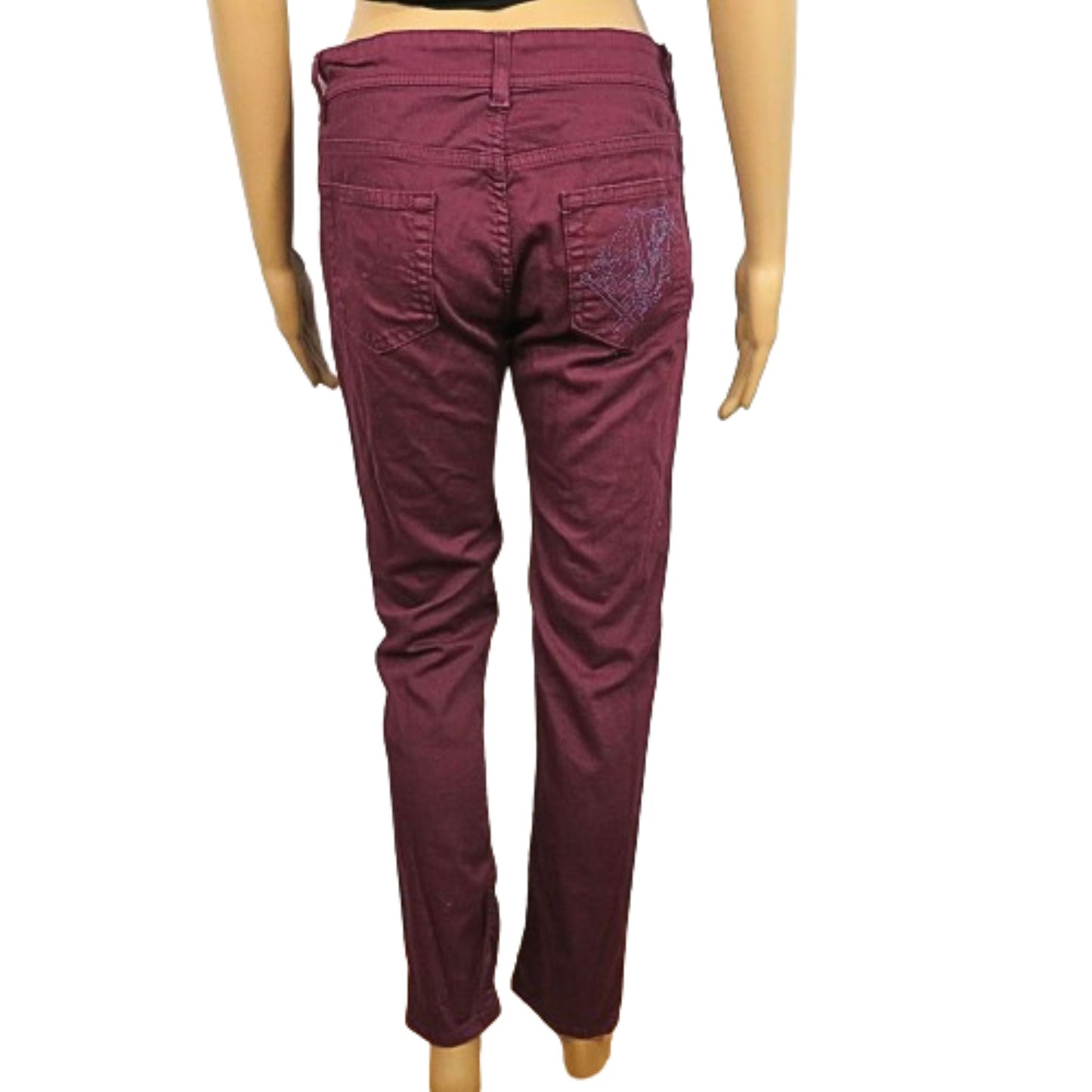 Gerade Damenjeans von Versace – unwiderstehlicher Komfort und Stil