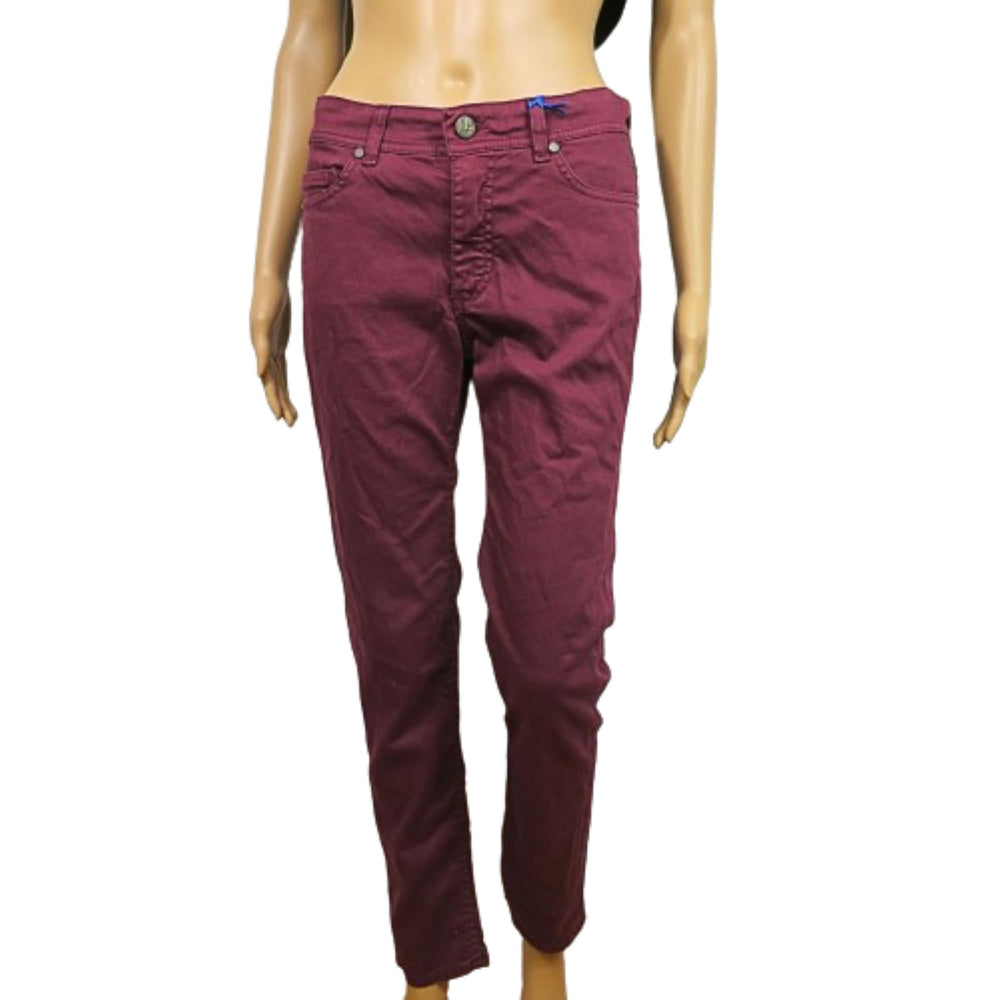 Gerade Damenjeans von Versace – unwiderstehlicher Komfort und Stil