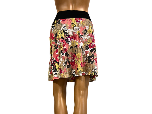 Kurzer Rock mit Blumenmuster von Vero Moda