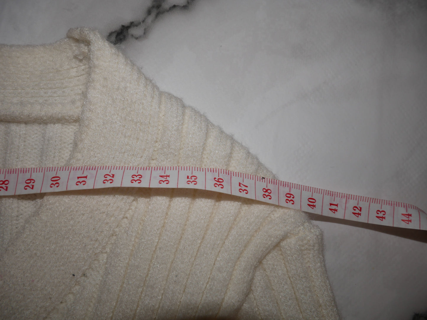 cardigan blanc élégant de SHEIN taille 36