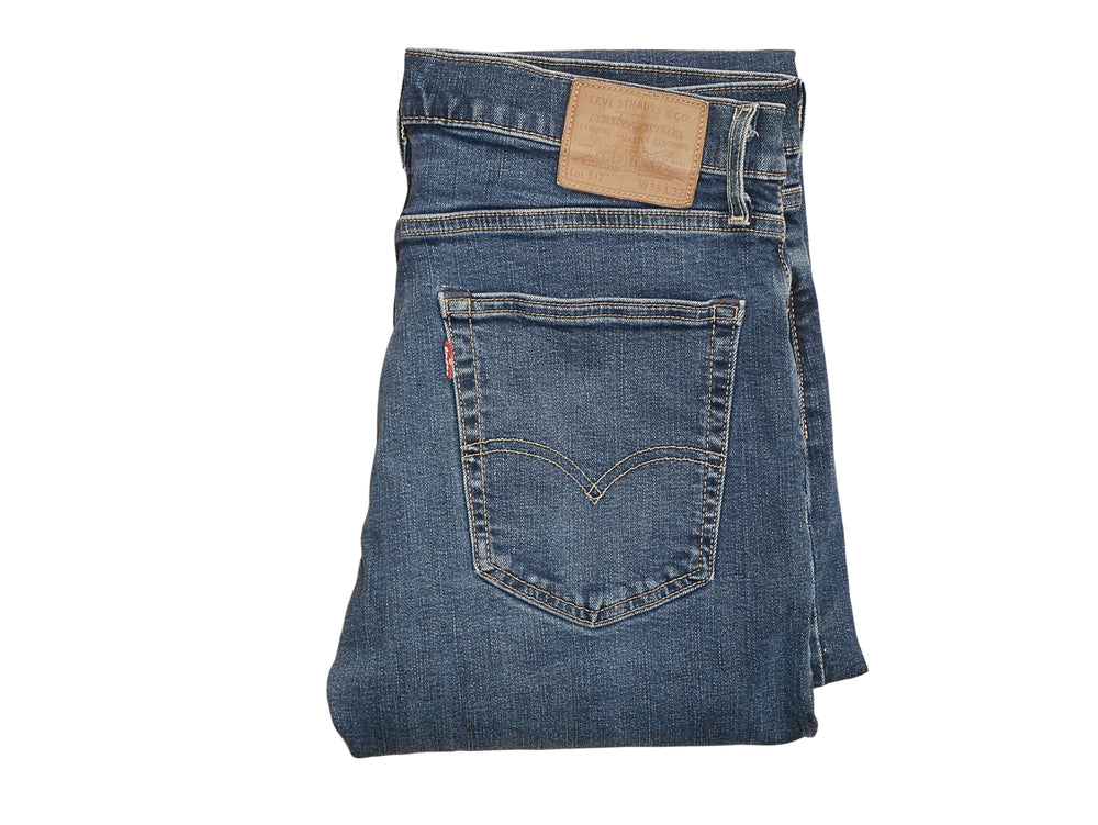 Jean bleu levi's 512 taille W36L32