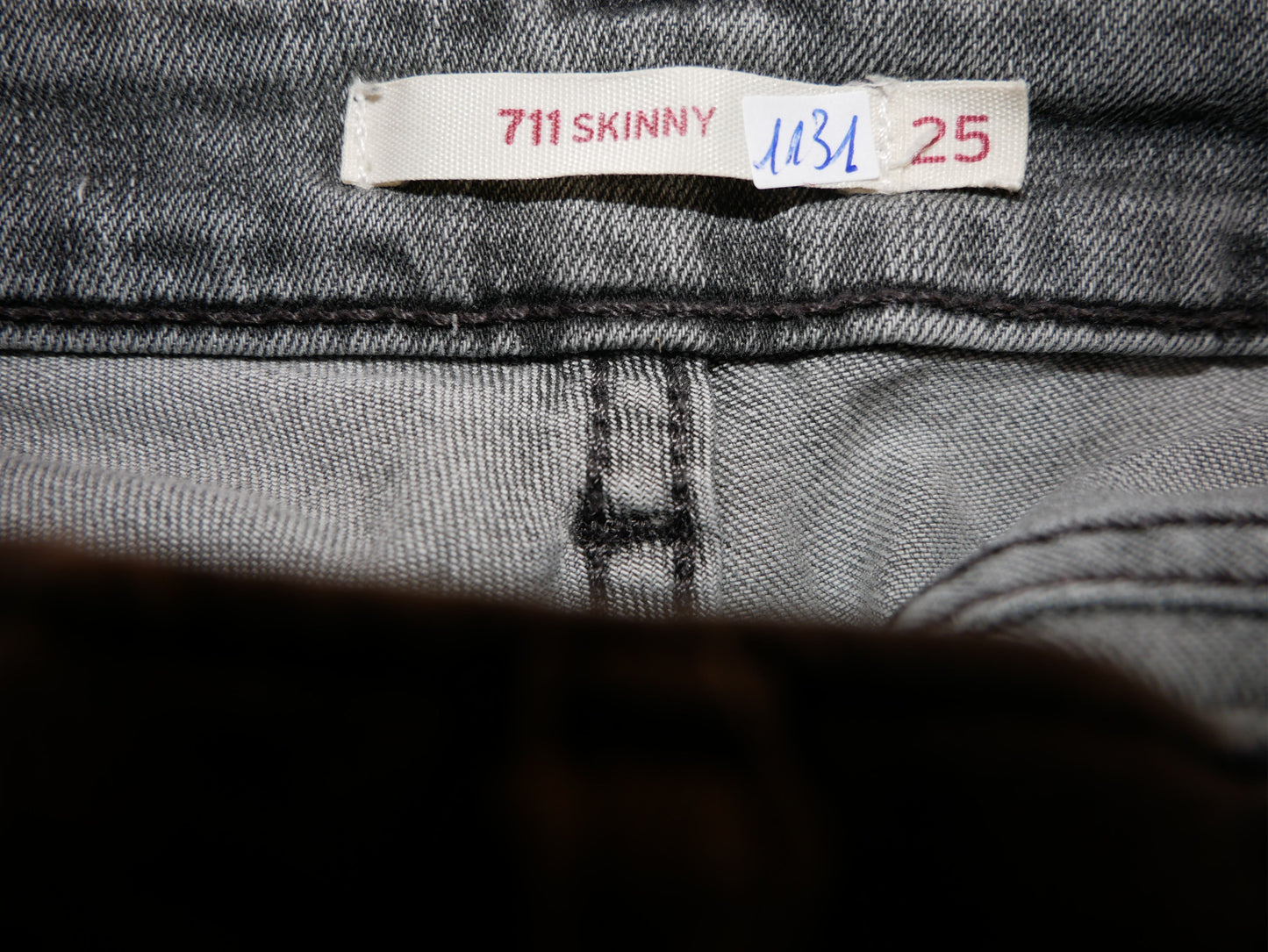 Jean slim gris modèle 711 Levi's