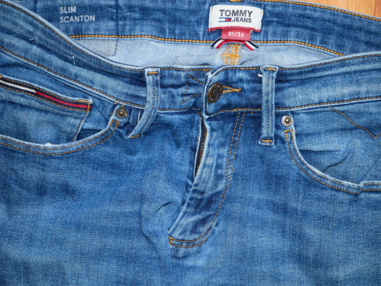Jean tommy jeans taille W31L36 pour femme