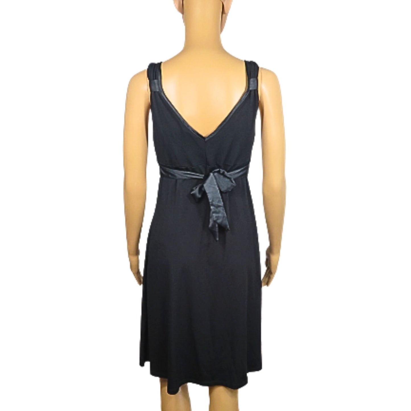 Anna Field elegant trapeze dress in black jersey