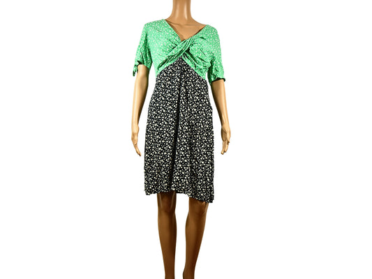 Robe courte bicolore Asos - Imprimé floral élégant