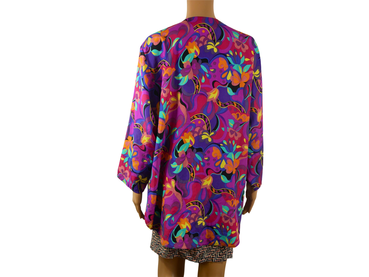 Lila Vintage-Bluse mit langen Ärmeln und Blumenmustern
