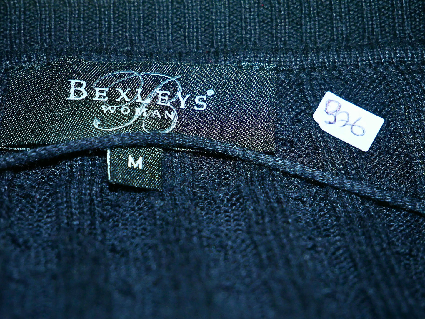 Bexleys schwarzer Langarm-Cardigan für Damen