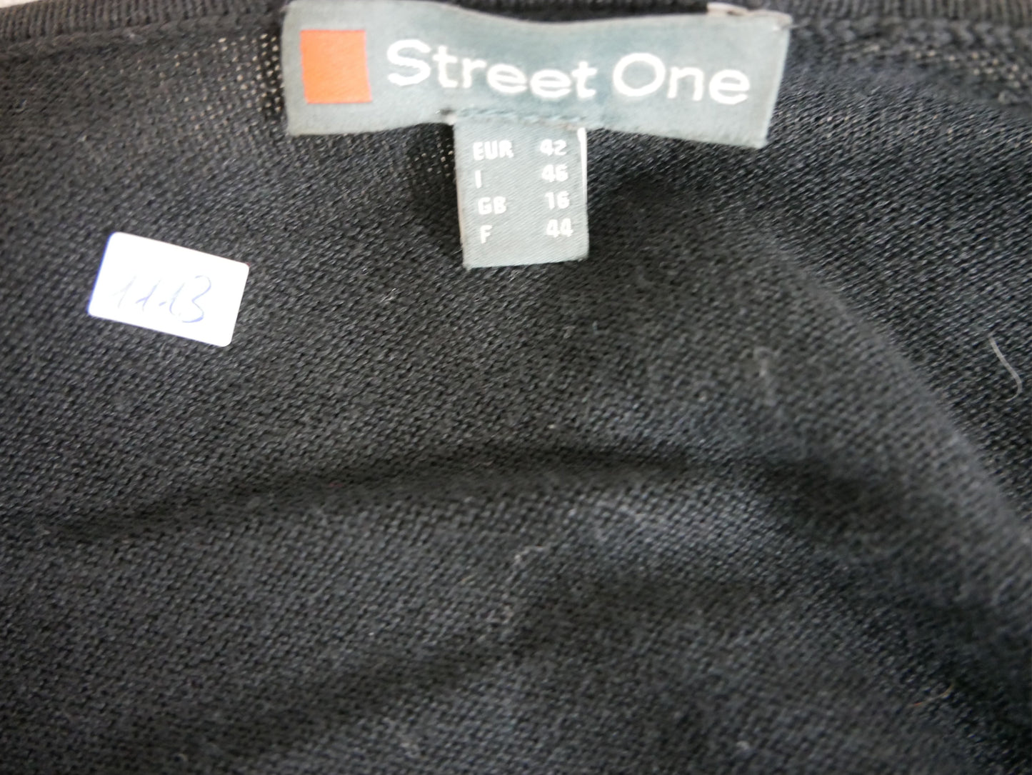 Cardigan long noir en maille fine Street One