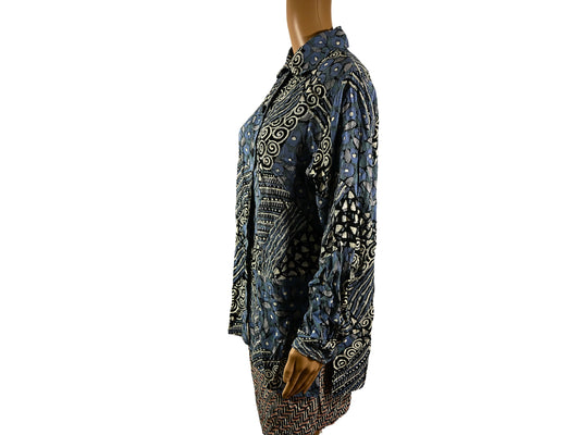 Vintage steel blue shirt with pattern