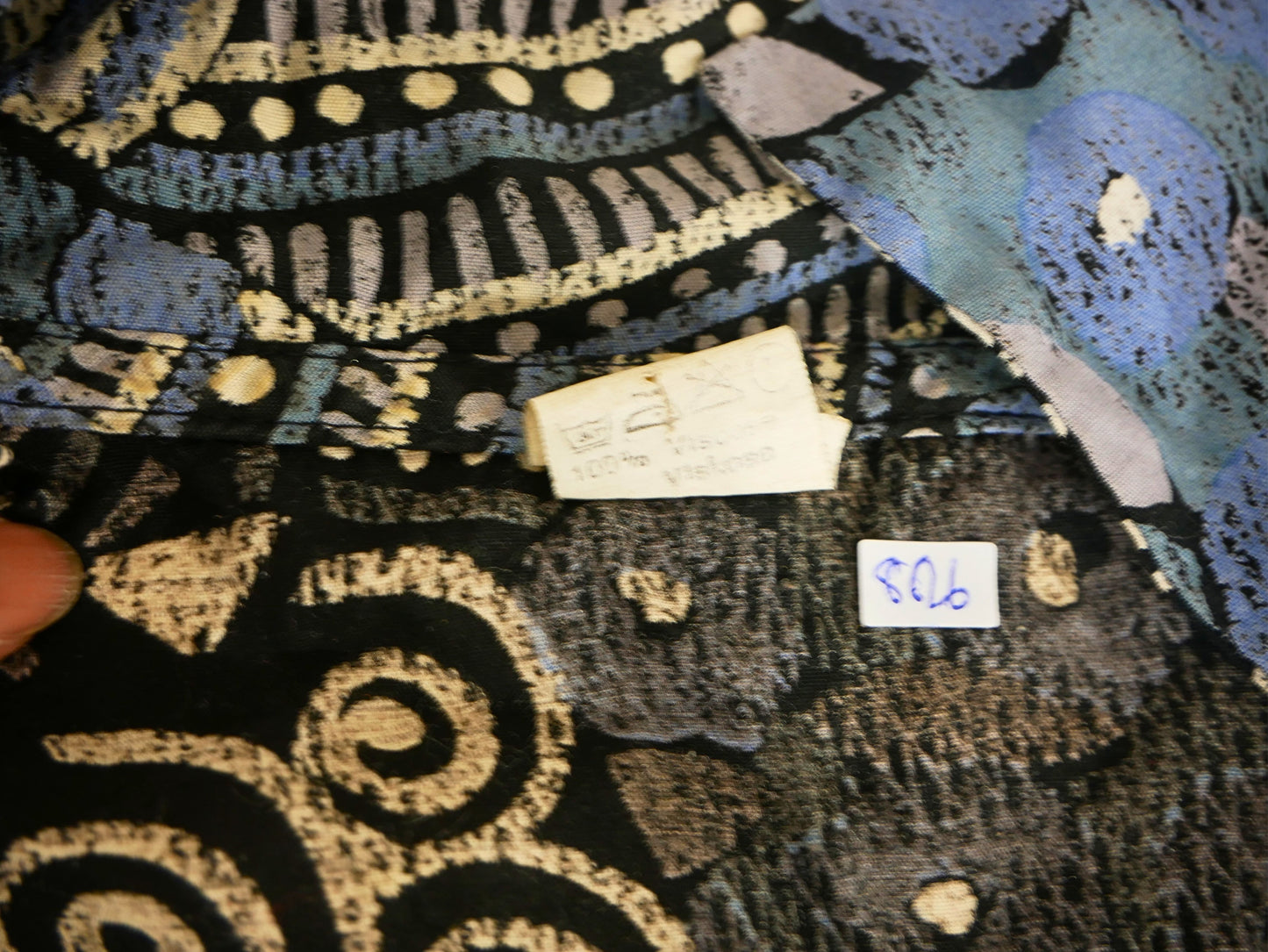 Chemise vintage bleu acier avec motif