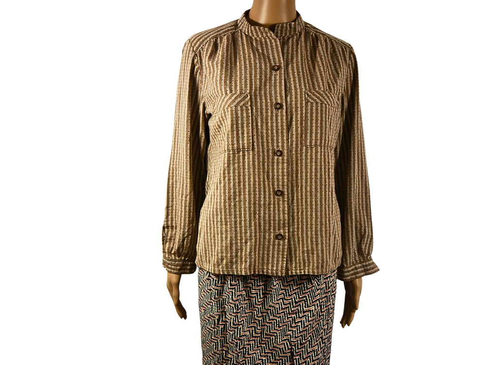 Vintage long sleeve blouse with pockets