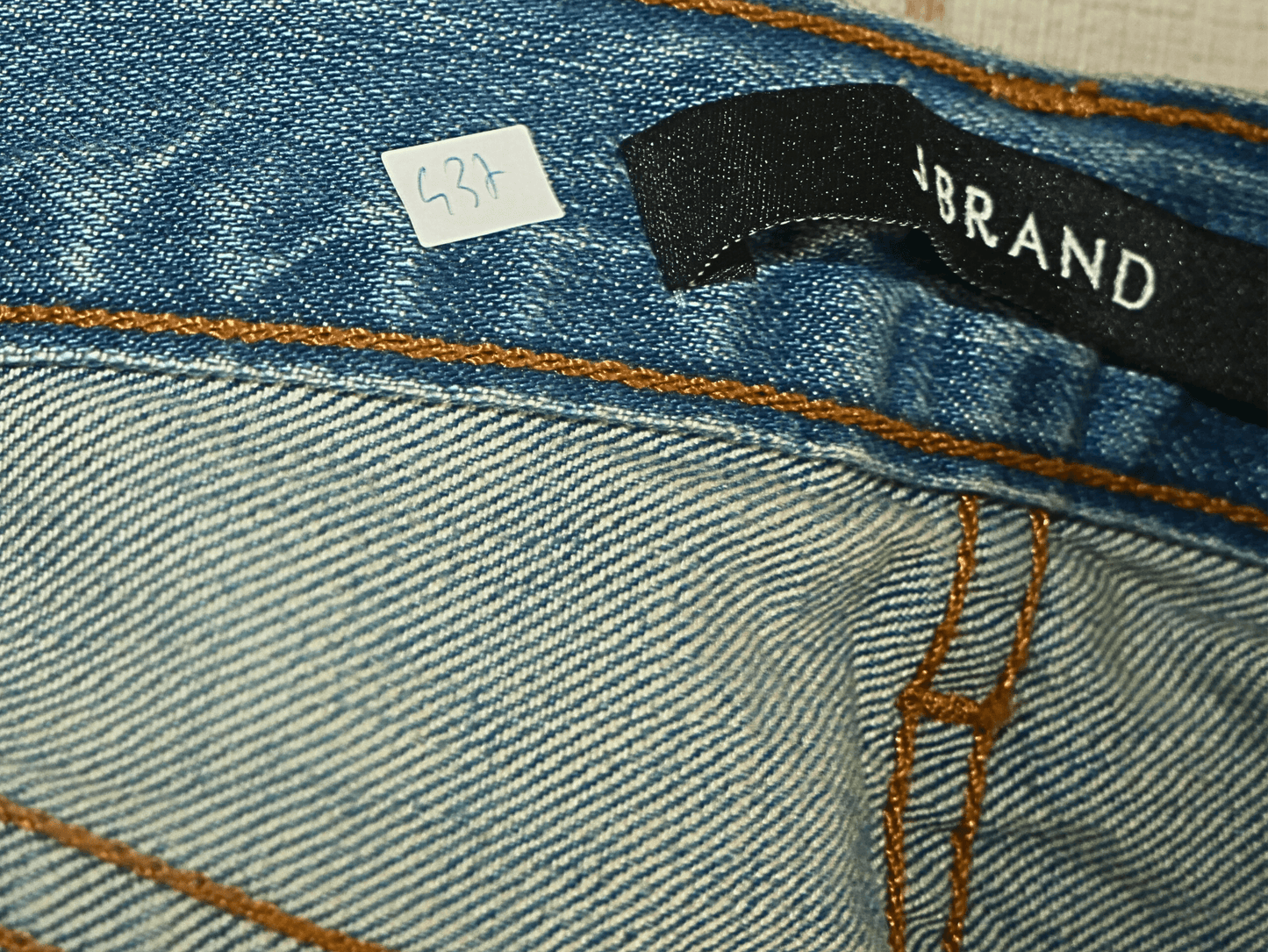 Jean femme J Brand coupe droite motif brillant