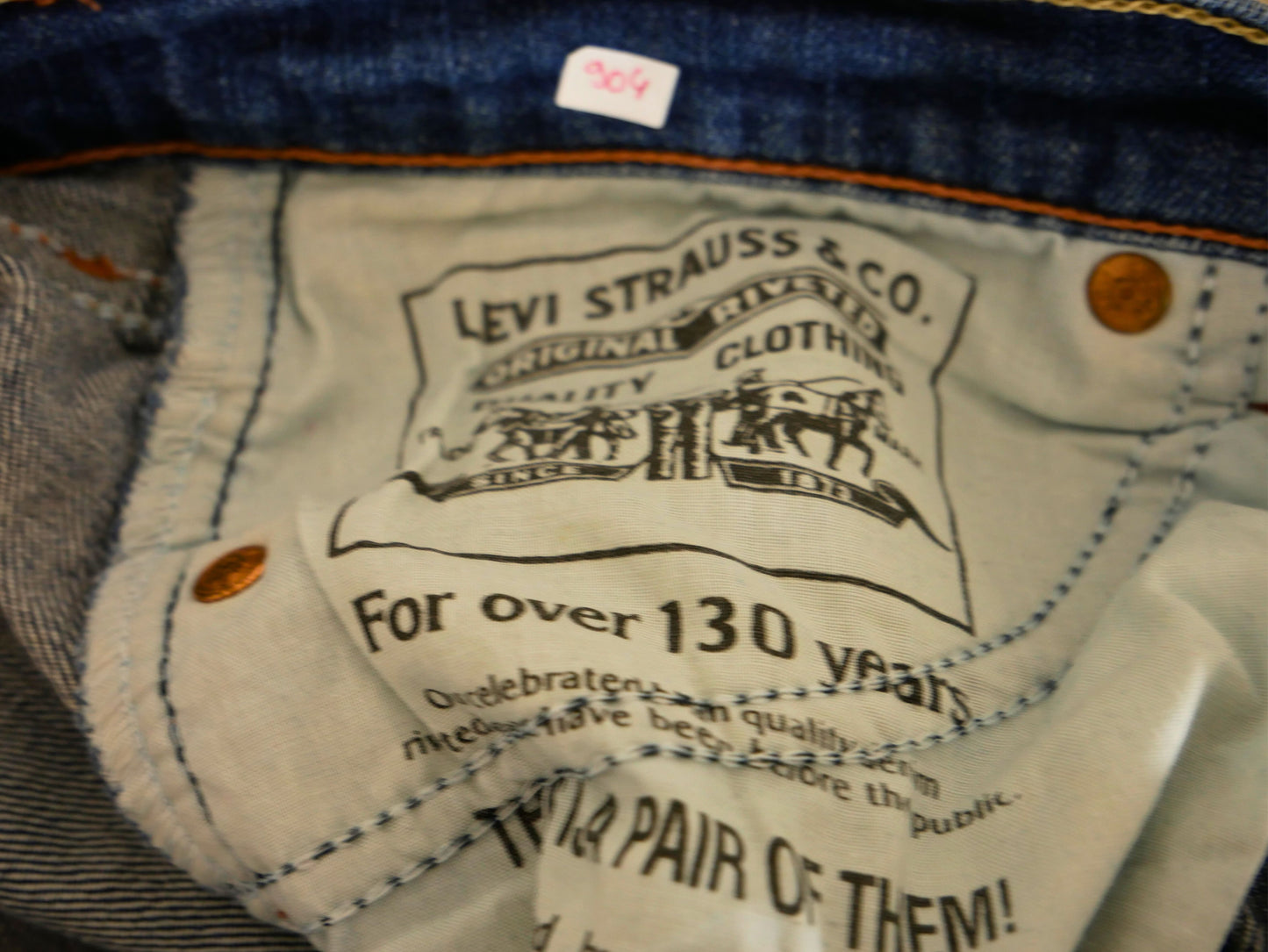 Jean Levi's bleu évasé pour femme