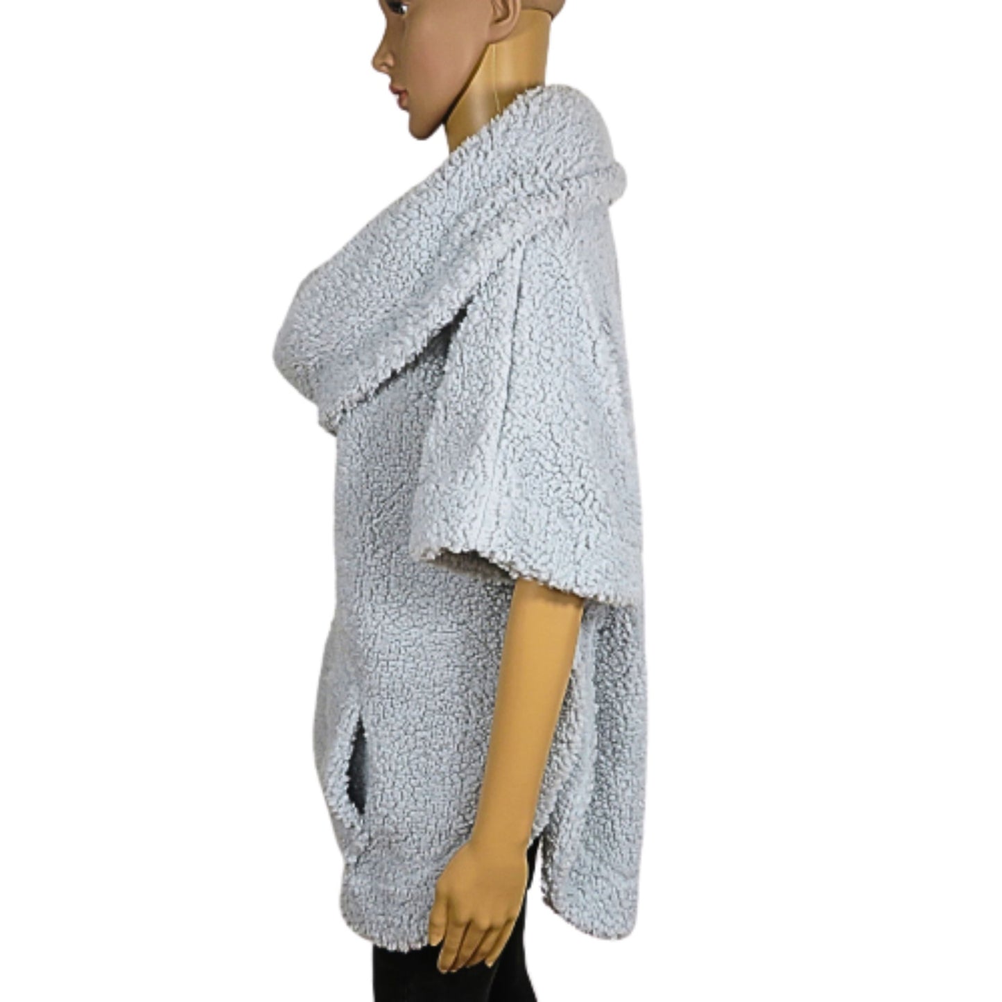 MASQ LOUNGEWEAR Poncho en sherpa