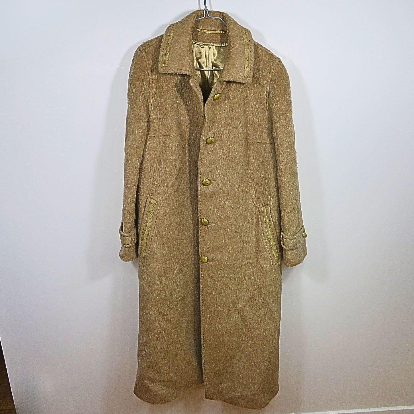 Straight wool coat