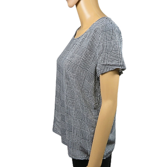 Only Short-sleeved check pattern blouse