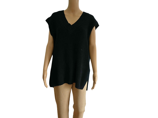 H&amp;M black sleeveless sweater for women