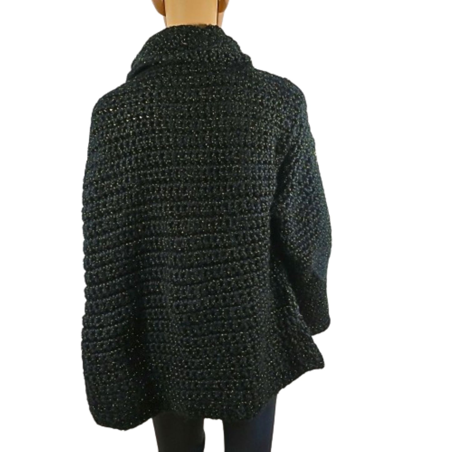 Pull vintage décoré de fils dorés