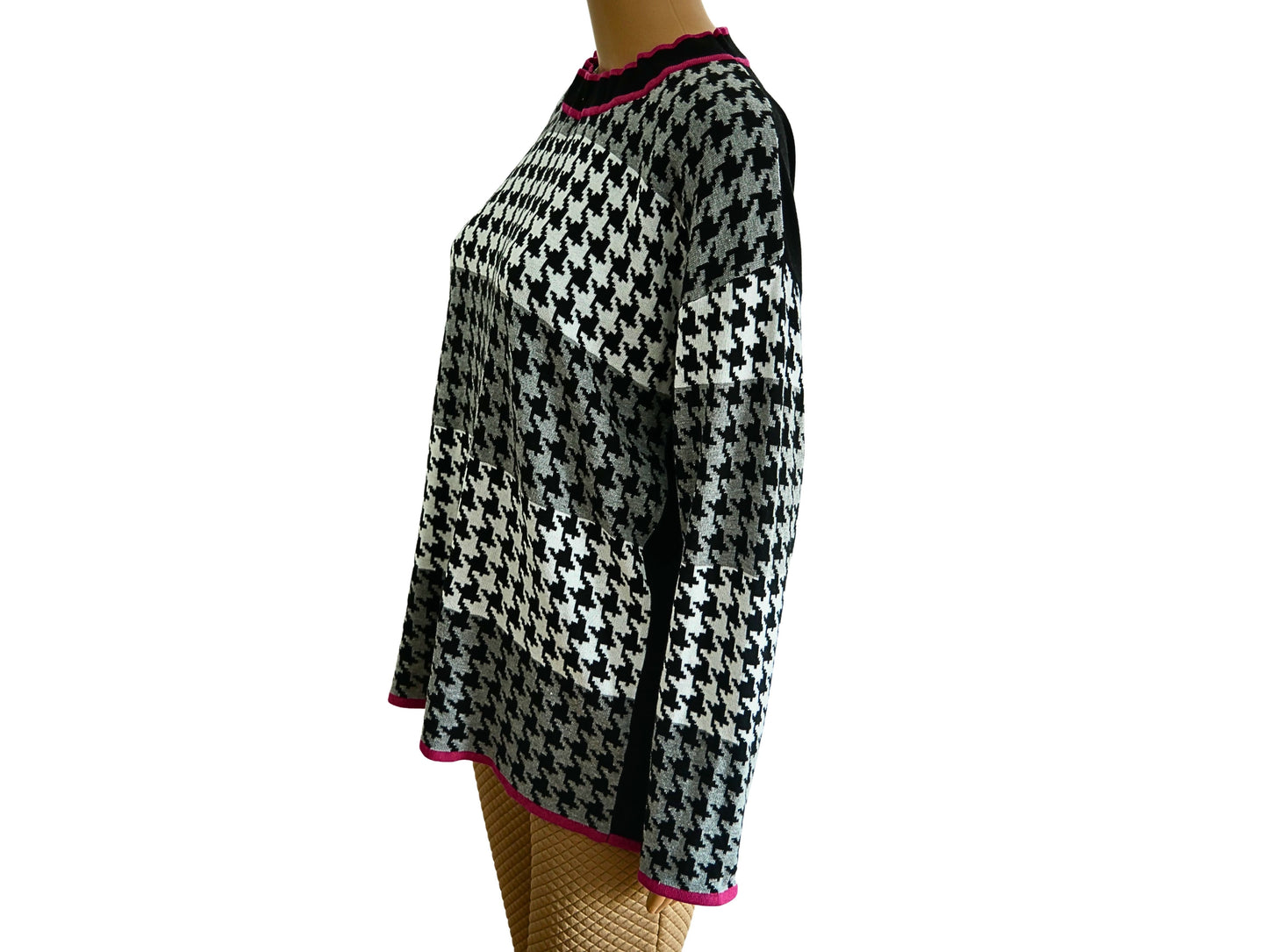 Women's Houndstooth Print Knit Sweater