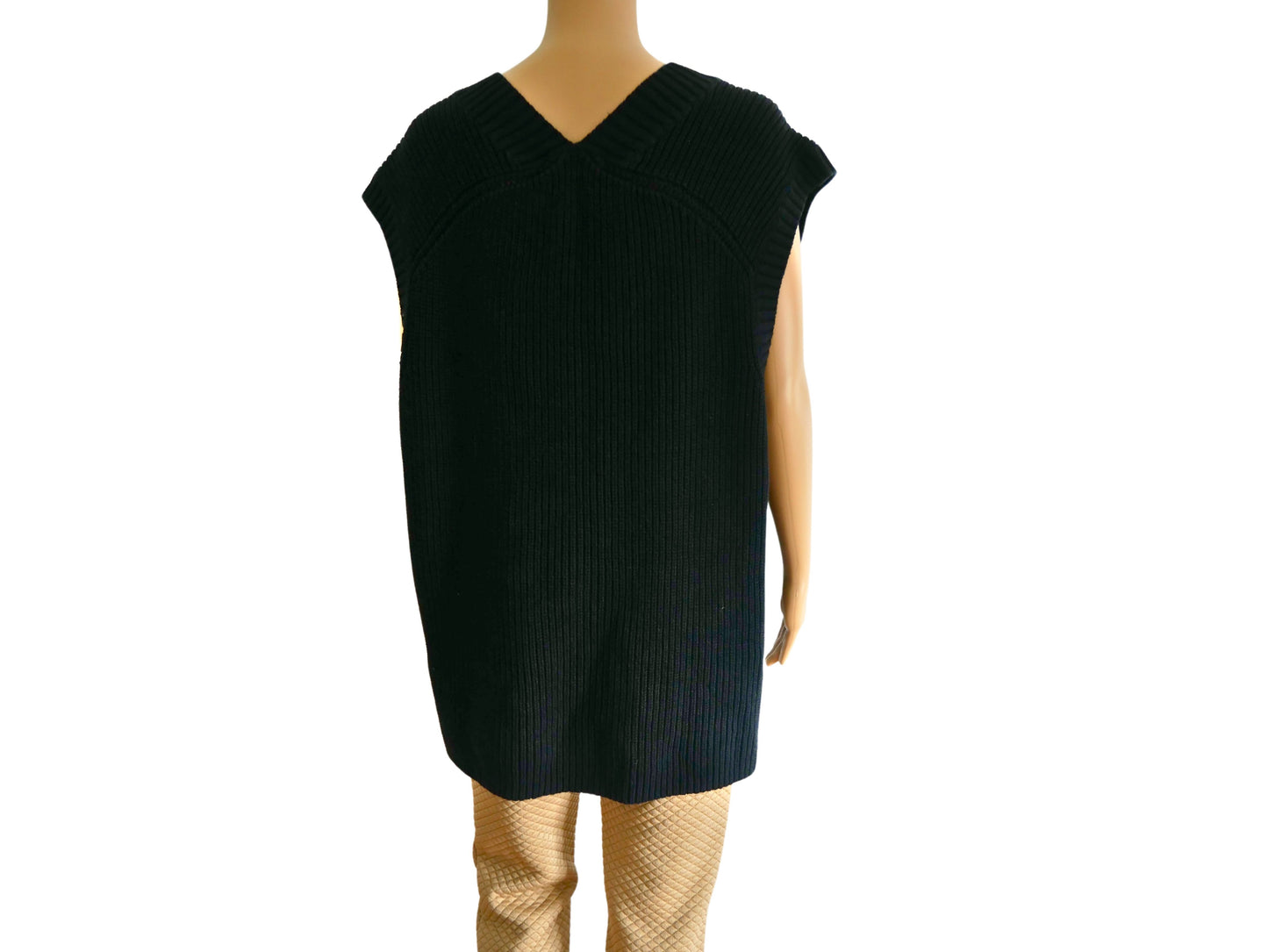 H&amp;M black sleeveless sweater for women