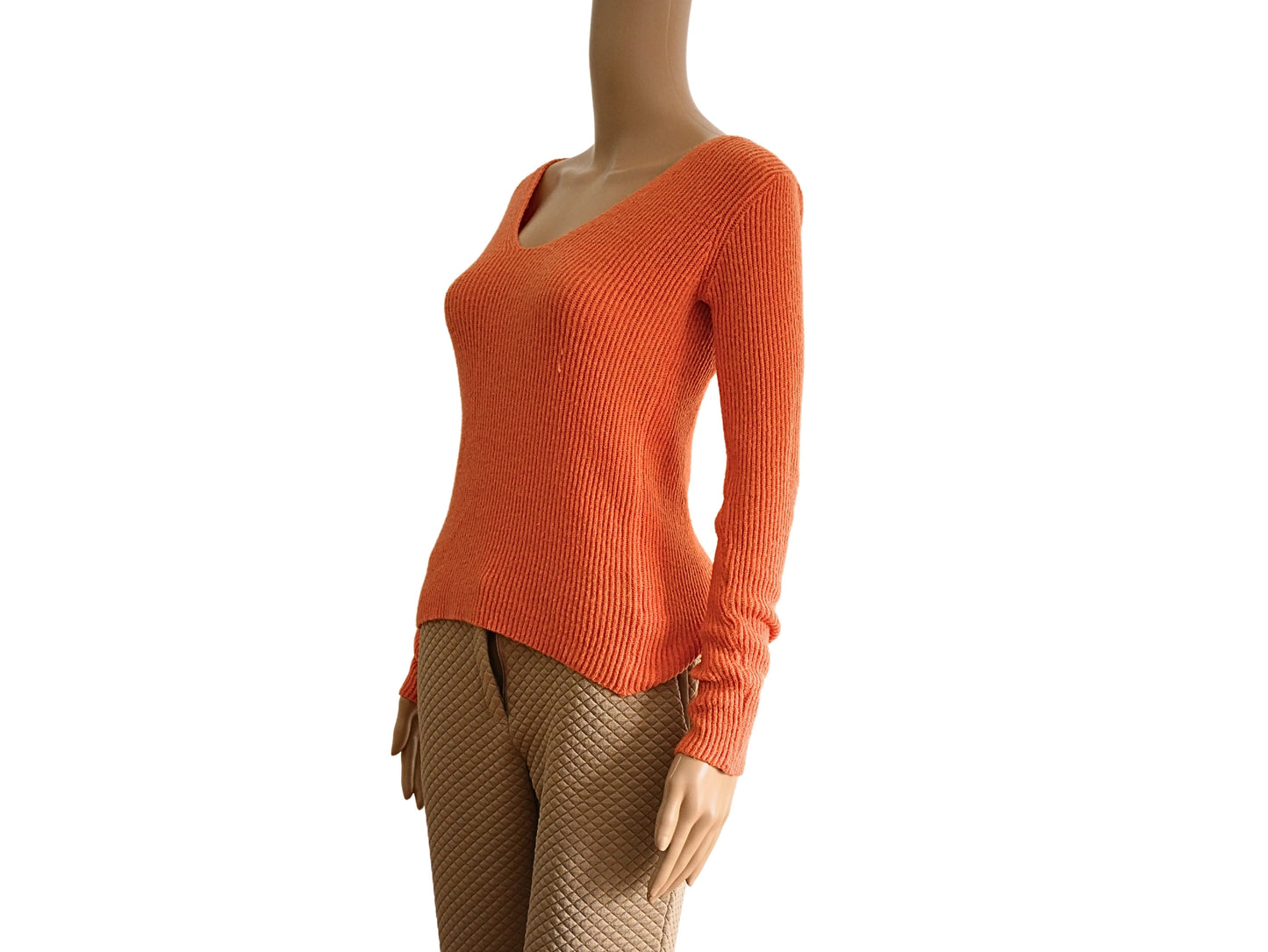 Second-hand orange round neck sweater for women