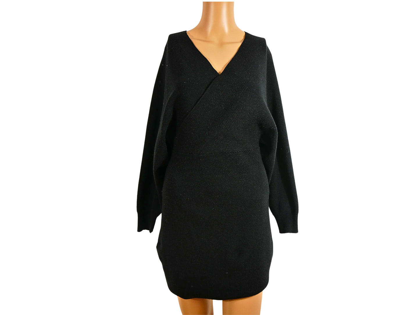 Robe courte en maille noire col V