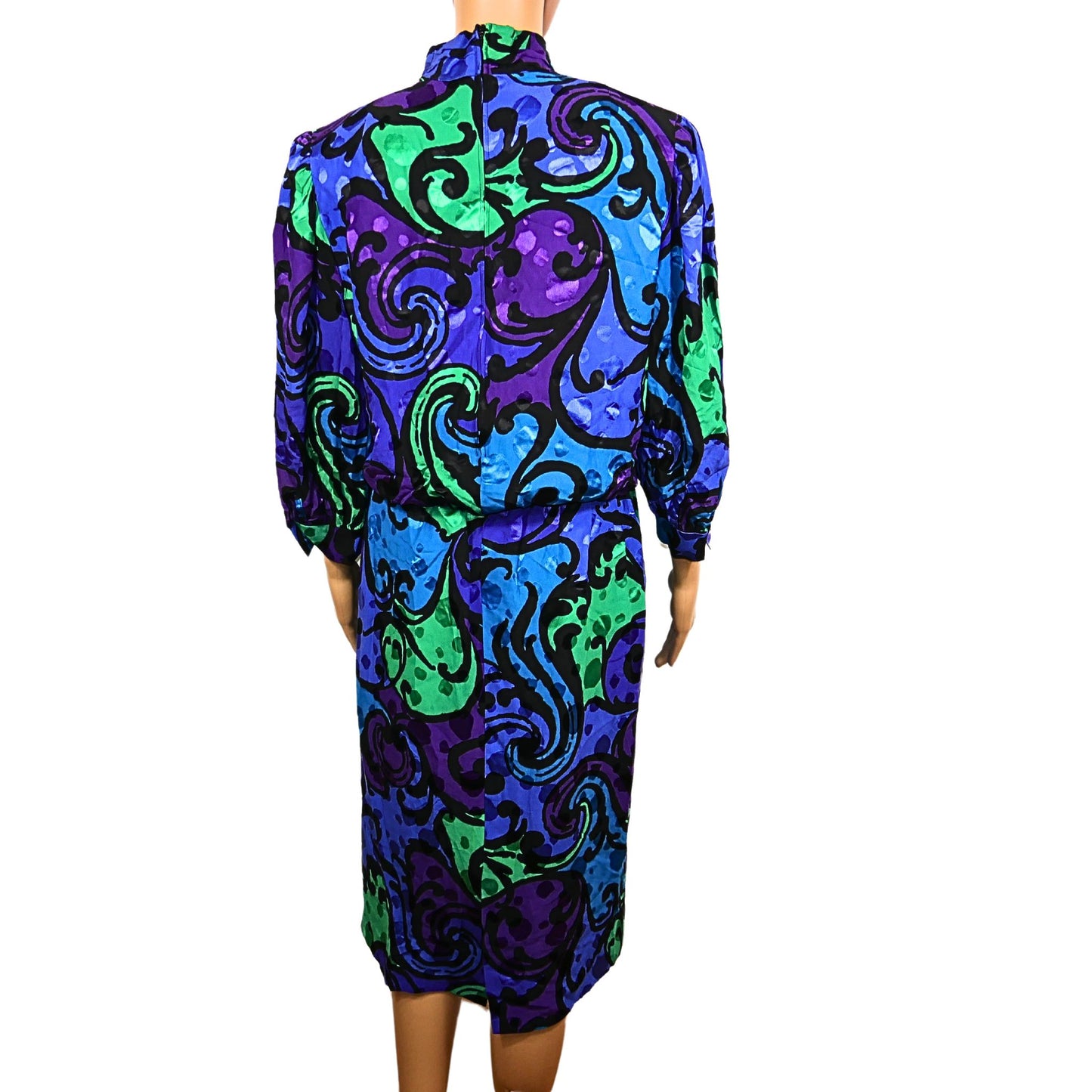 Multicolor vintage dress with long sleeves